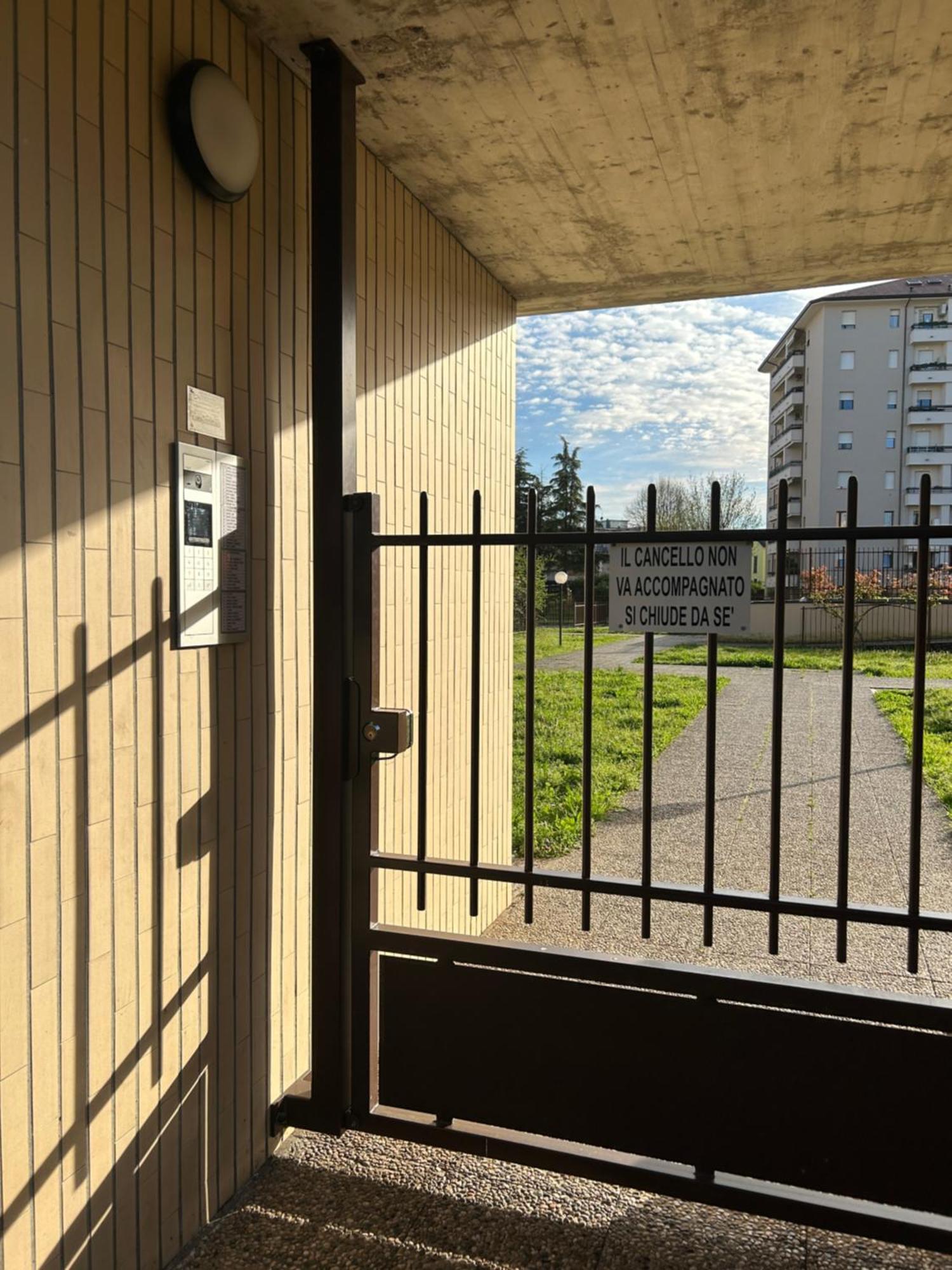 Nutshell Apt Monza Parco, Centro, Policlinico Экстерьер фото